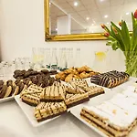 Artur Hotel